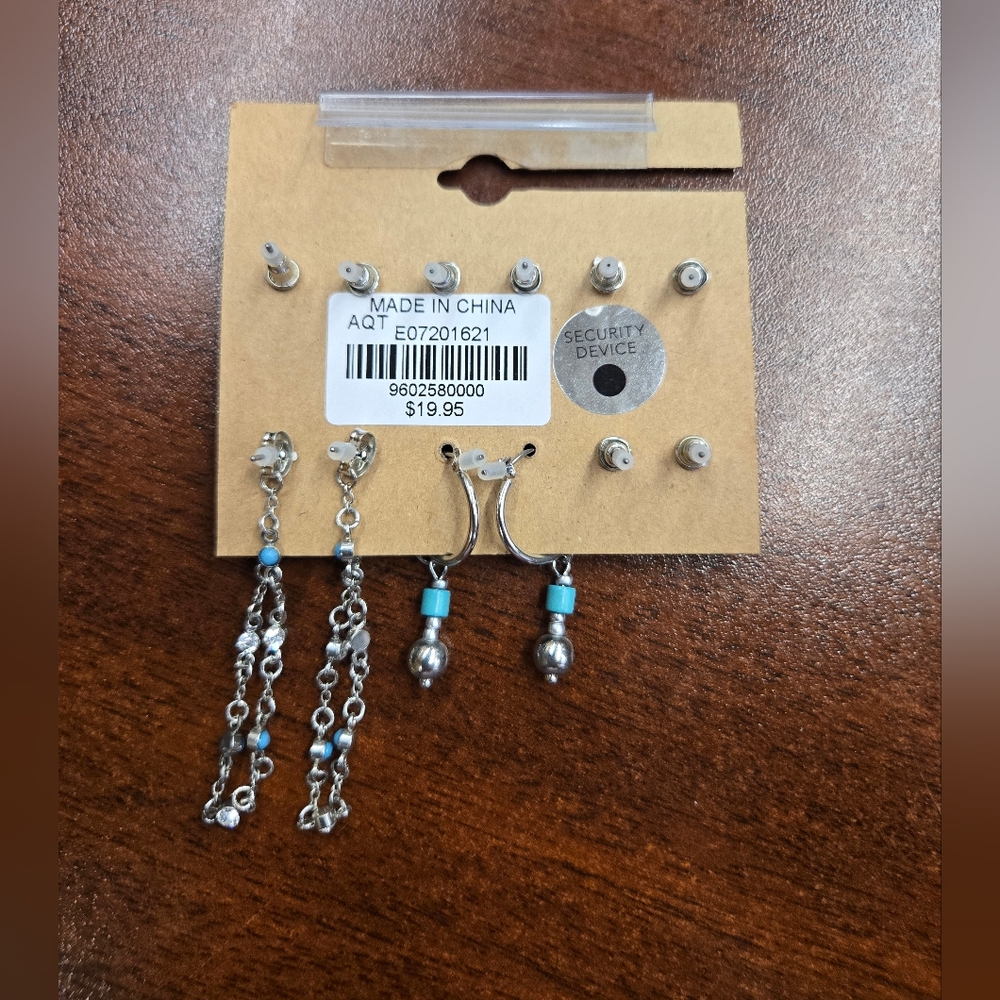 Silver and Blue Earring Set - Picture 2 of 2